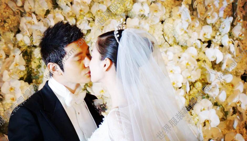 明星婚礼接吻视频_明星婚礼头车_明星婚礼视频