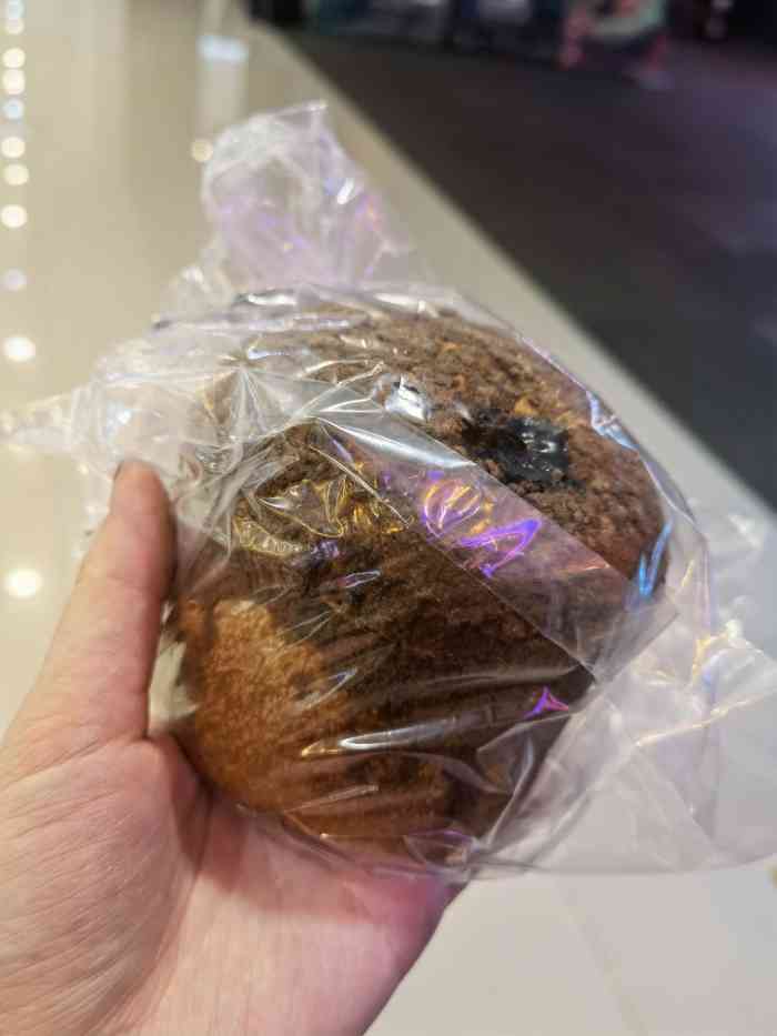 闪耀明星城，恩菲尔的迷人光芒
