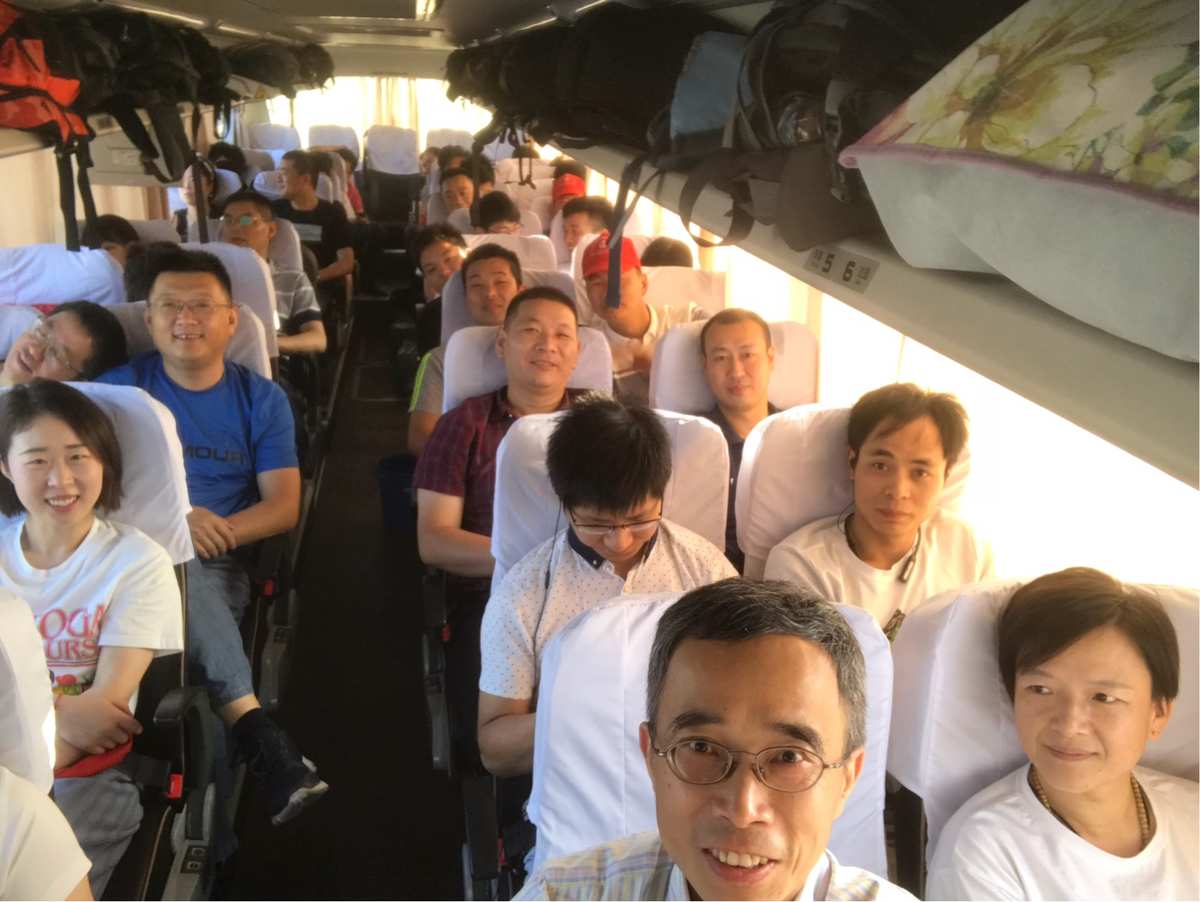大巴车游戏_大巴车游戏视频_大巴车游戏模拟驾驶破解版