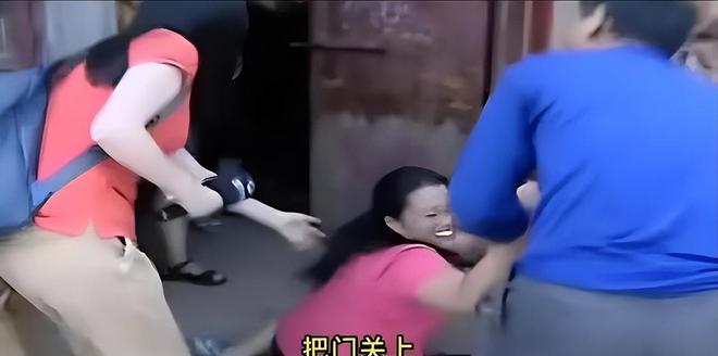 孙女玩儿手机游戏好吗_孙女玩手机游戏花光奶奶救命钱_孙女玩儿手机游戏