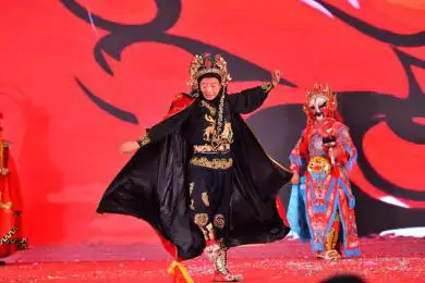 综英美从零打造魔术协会_魔术协会_魔术协会三原色都是谁